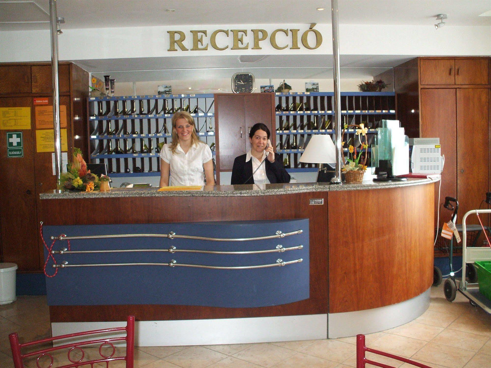 Hotel Aquamarin Hévíz 외부 사진